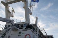 El Cornide de Saavedra luciendo el logotipo del Proyecto LIFE+ ©IEO