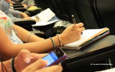 Tomando notas durante las Jornadas sobre Red Natura 2000 marina